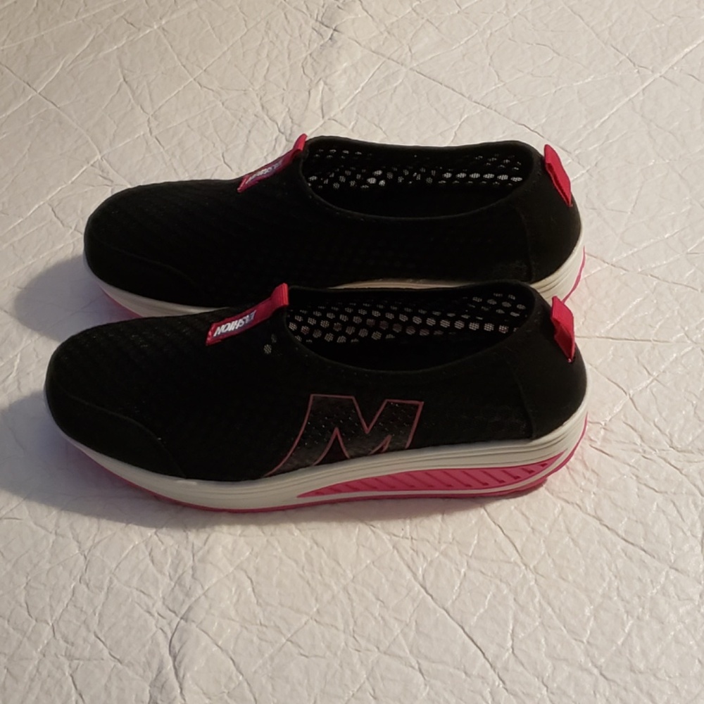 Women's  FASHION Mesh Slip-On  Summer Shoes